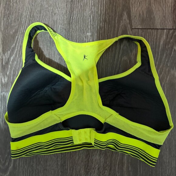 MTA SPORTS BRA IN SIZE 38C - Picture 2 of 2